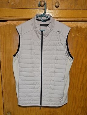 Men's Light Gray Quilted Sleeveless Jacket Vest